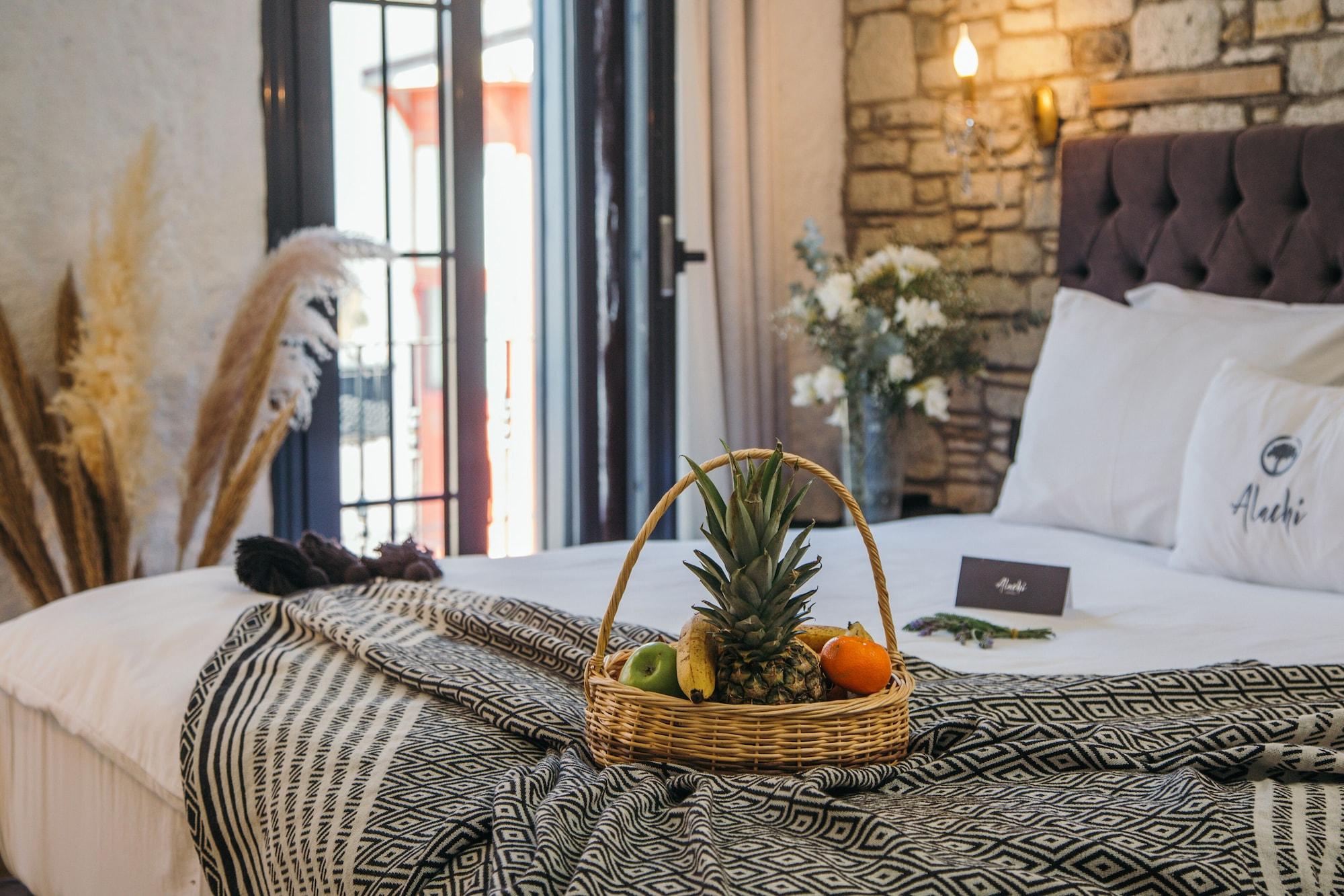 Alachi Hotel 알라카티 외부 사진